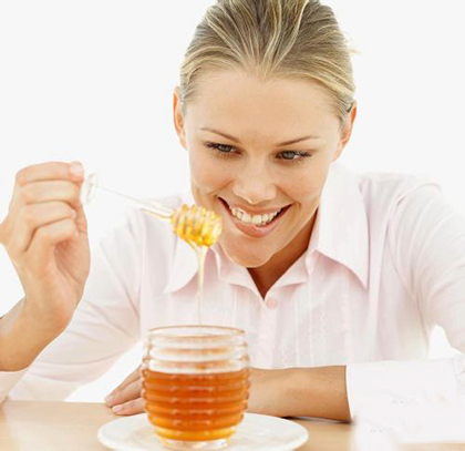 懒人蜂蜜水减肥法 三天瘦十斤[1]