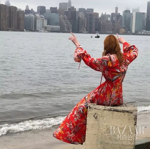 都说印花土，热巴江疏影穿着却比花美～ 你也赶紧来一条嘛！