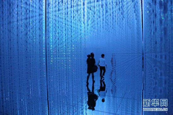 走进日本“无边界”数字艺术博物馆