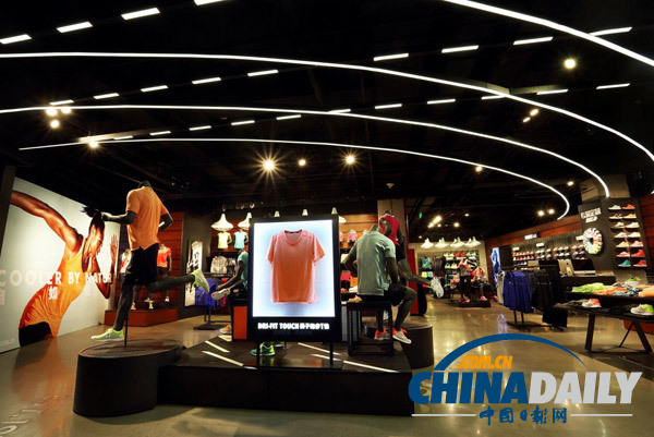 中国首家耐克跑步、全球首家篮球品类体验店在
