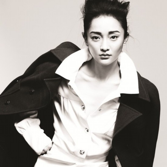 女星粗眉秀复古范 周迅张柏芝气质PK