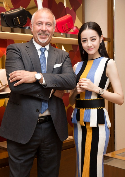 心动时刻 至爱臻选菲拉格慕CUORE FERRAGAMO系列腕表 中国盛大发布