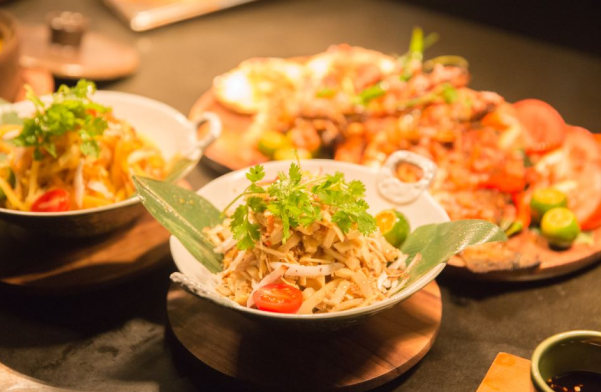 天津丽思卡尔顿酒店为您呈现热带风味——巴厘岛美食节