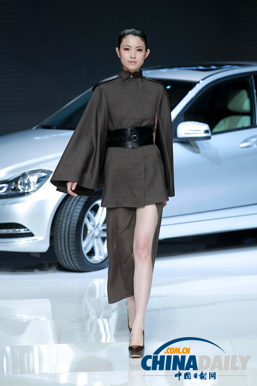 2012秋冬中国国际时装周 王玉涛演绎开场大秀[19]- 时尚中国